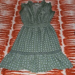 Max Studio Green Floral Midi Dress